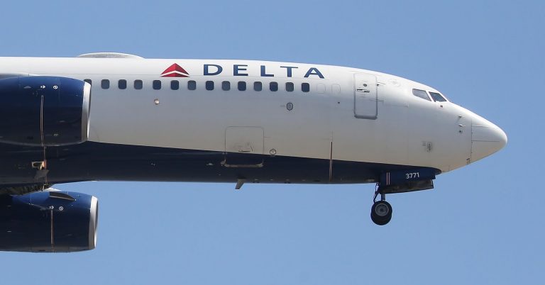 Delta resumes operations after a ‘technology issue’ briefly halted flights