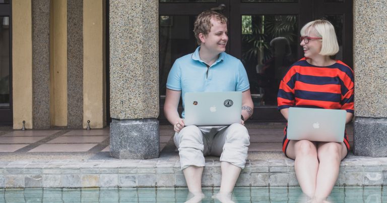 This site is helping millennials quit their jobs to work abroad
