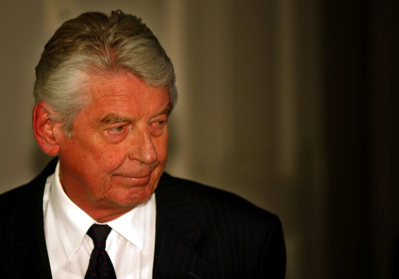 FILE PHOTO: Dutch Prime Minister Wim Kok announces the resignation of the Dutch government in The Hague