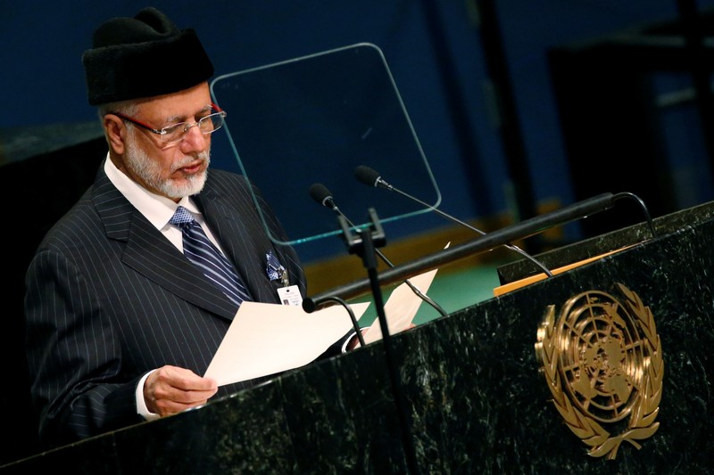 Yusuf bin Alawi bin Abdullah, Minister for Foreign Affairs of Oman, addresses the United Nations General Assembly in New York