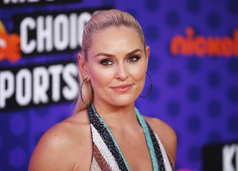 Alpine skiing: Vonn to miss start of final season with knee injury