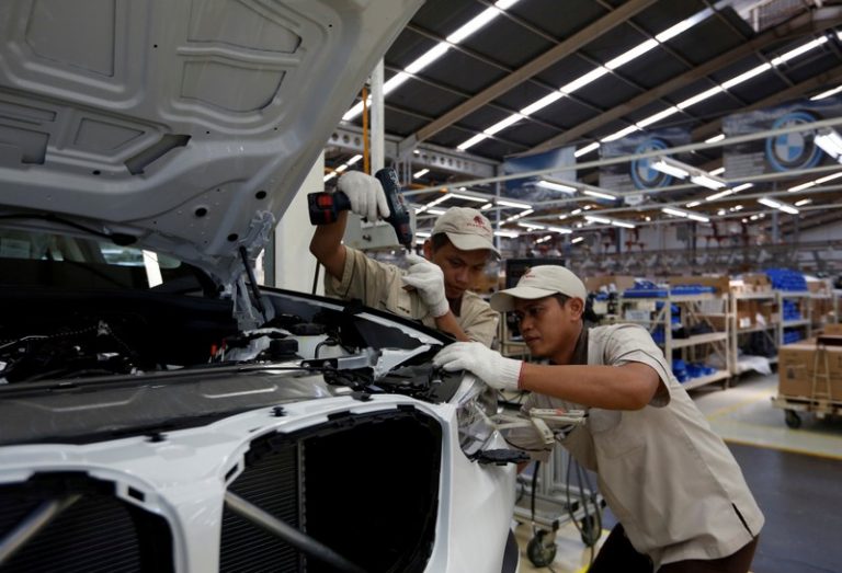 European automakers BMW, Volvo to trial new LME steel contracts