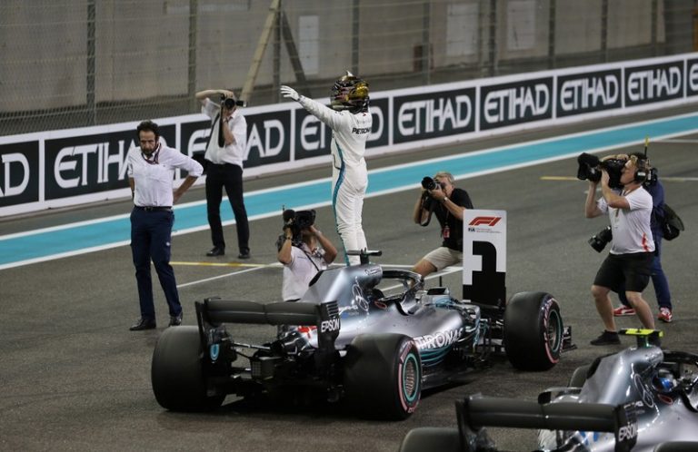 Motor racing: Hamilton on pole for final race of F1 season