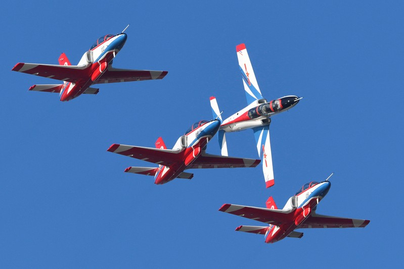 Red Falcon rehearses ahead of the Zhuhai Airshow