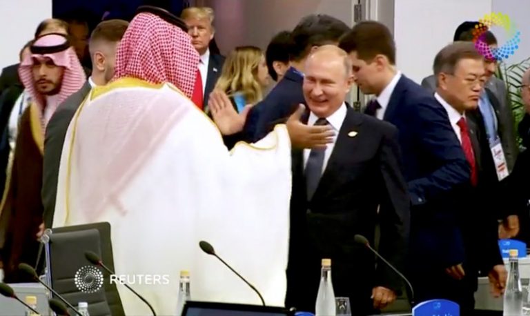 A high-five from Putin and that awkward photograph: Saudi prince’s G20 summit