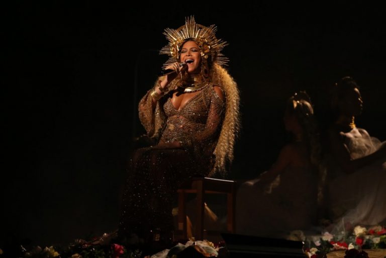 Beyonce leads all-star line-up at Mandela tribute concert