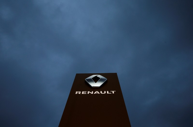 FILE PHOTO: The logo of French car manufacturer Renault is seen at a dealership of the company in Illkirch-Graffenstaden near Strasbourg