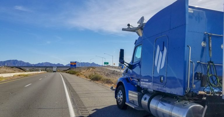 Self-driving truck startup achieves unicorn status in funding round that values it at $1 billion