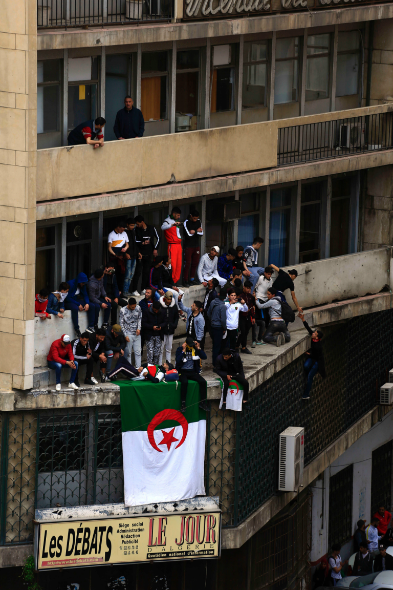Top Algeria party seeks end of crisis on regime change calls