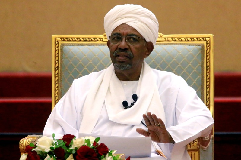 FILE PHOTO: Sudanese President Omar al-Bashir addresses a meeting at the Presidential Palace in Khartoum