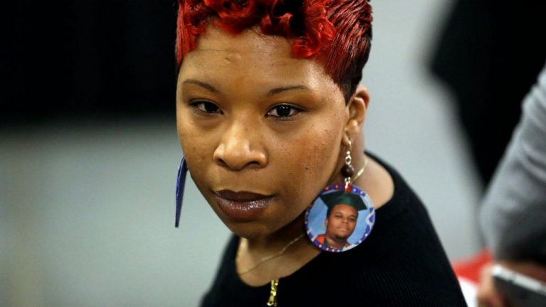 Michael Brown’s mother making run for Ferguson City Council