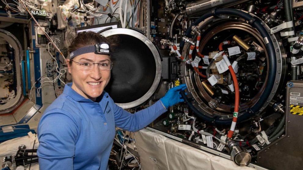VIDEO: NASA plans record-setting stay for female astronaut
