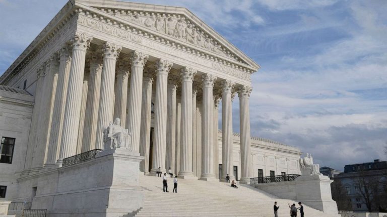 Supreme Court asked to void abortion clinic law