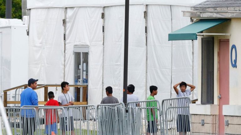 US wants 2 years to ID migrant kids separated from families