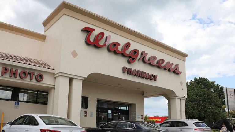 Walgreens raises minimum age to buy tobacco to 21