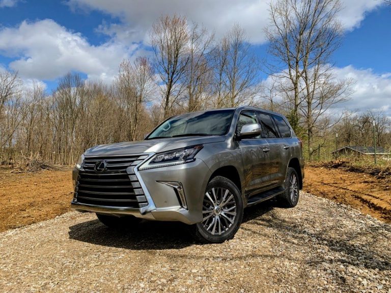 Review: The Lexus LX 570 is a serious off-road SUV that gives the Range Rover a run for the money