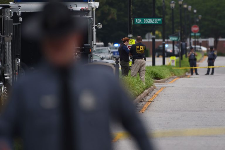 12 killed in Virginia Beach shooting; suspect, city engineer DeWayne Craddock, is dead
