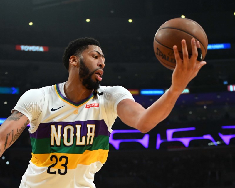 FILE PHOTO: NBA: New Orleans Pelicans at Los Angeles Lakers