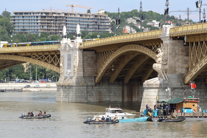 Tourist boat accident in Budapest
