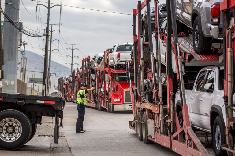 Mexican-made autos stream across border at record rate in first half of 2019
