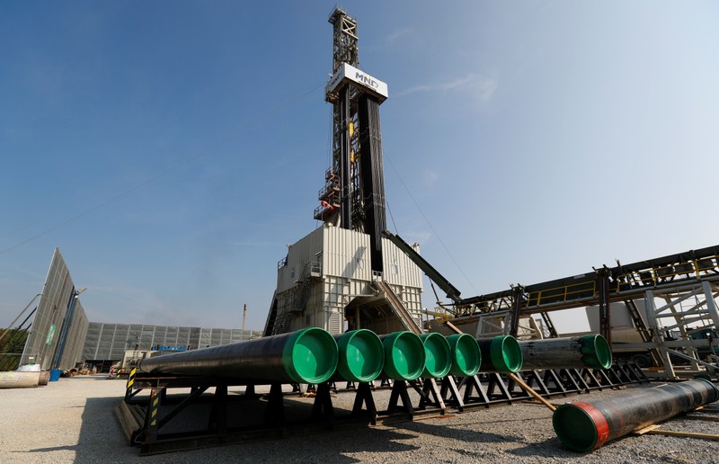 FILE PHOTO: A drilling rig of Austria's oil and gas group OMV is seen near Maustrenk