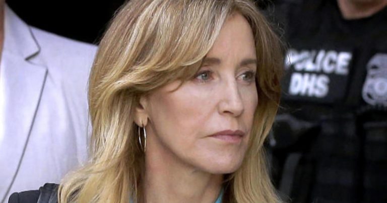 Prosecutors call for Felicity Huffman to spend a month in jail