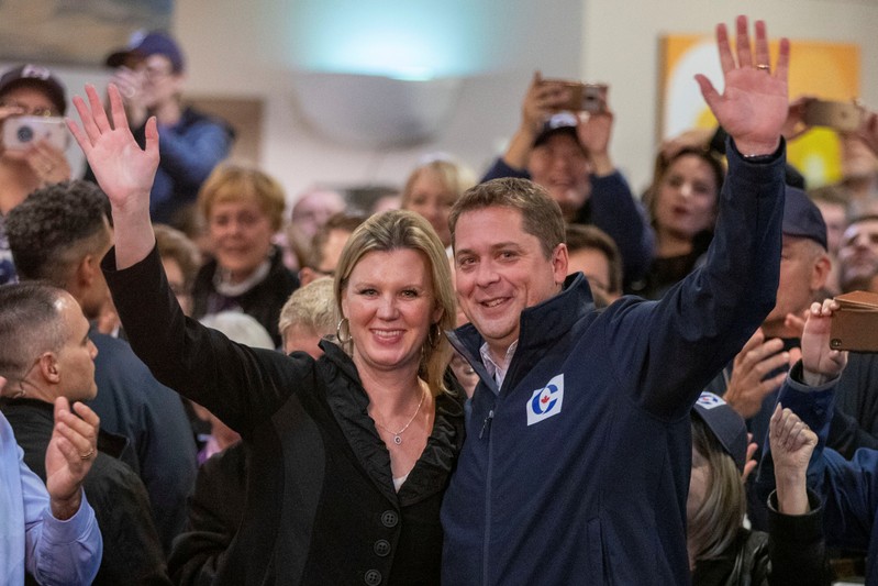 Leader of Canada's Conservatives campaigns in Hamilton