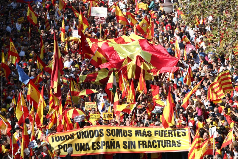 Demonstrators in Barcelona call for unity