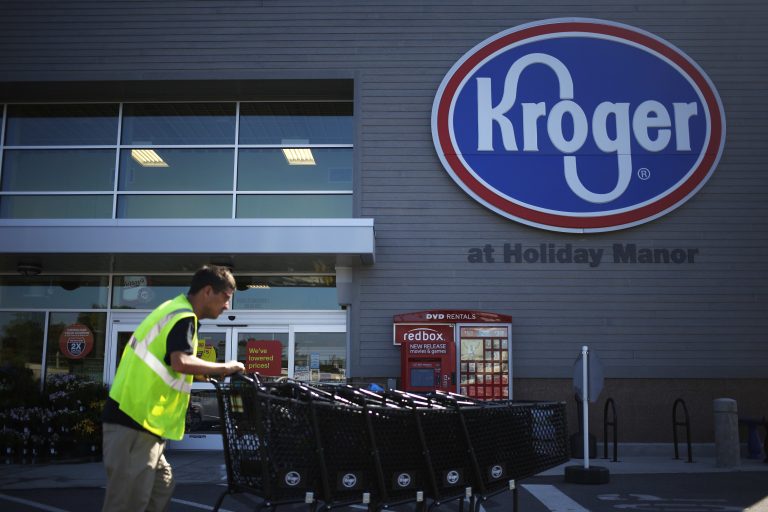 Kroger to lay off hundreds, as questions about its turnaround plan linger