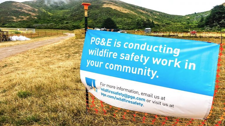 PG&E to shut off power to reduce risk of sparking wildfires