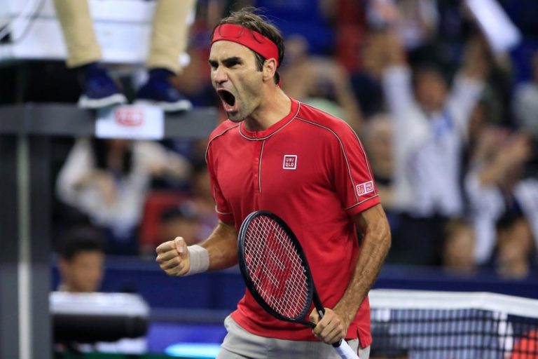 Tennis: Ruthless Federer obliterates Albot to reach Basel quarter-finals