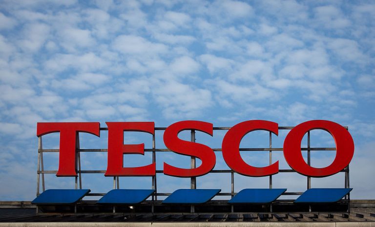 Tesco CEO Dave Lewis to step down in 2020