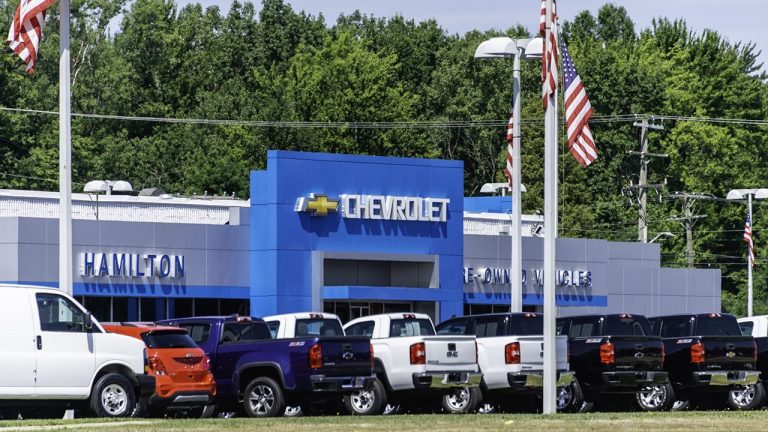 GM sells Ohio plant to start up seeking to build electric pickup trucks