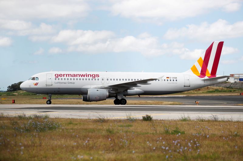 FILE PHOTO: A Germanwings Airbus 320 plane lands at Lisbon's airport