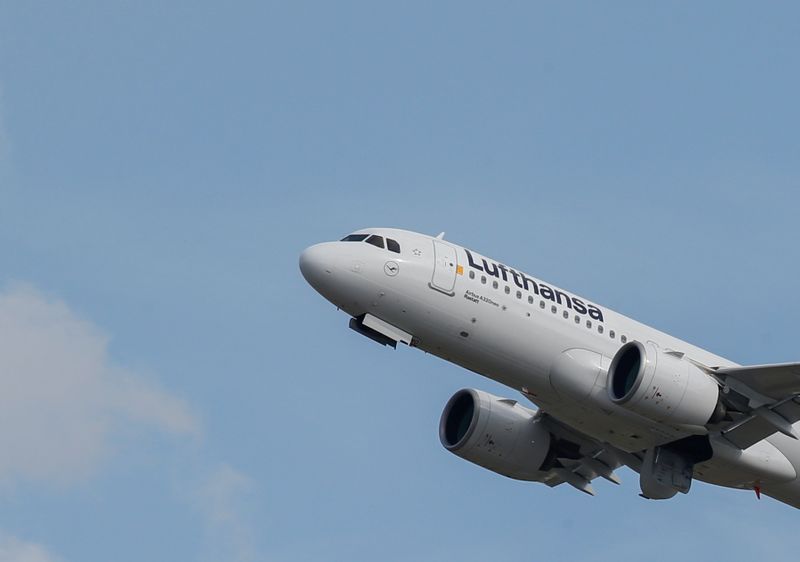 FILE PHOTO: A Lufthansa Airbus A320 takes off at the aircraft builder's headquarters in Colomiers near Toulouse