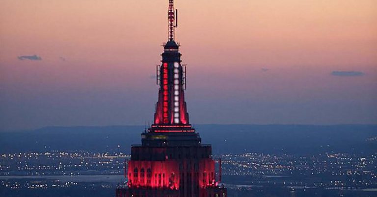 Empire State Building flashes red to honor first responders