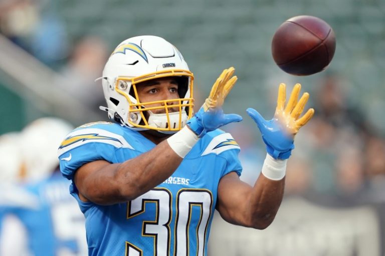Report: Chargers, RB Ekeler agree to $24.5M deal