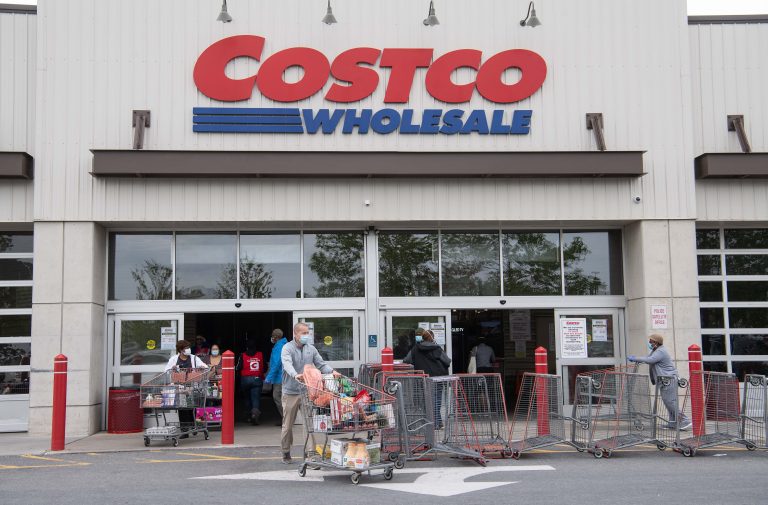 Coronavirus live updates: Trump contradicts nurse over PPE, Costco sees drop off as customers stay at home