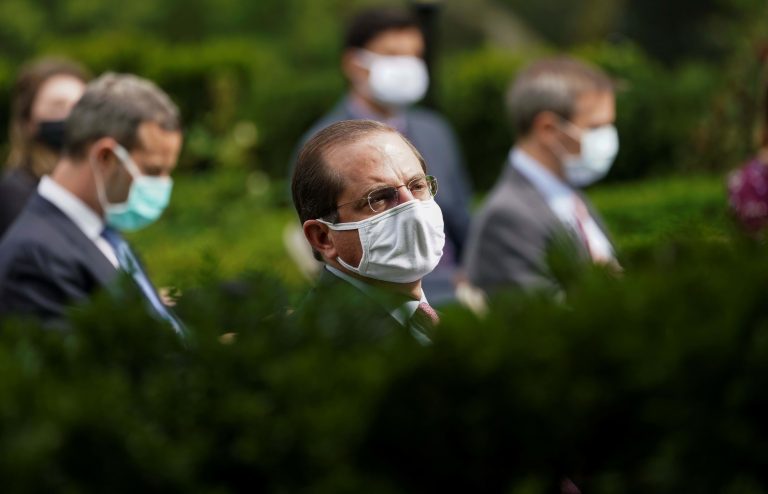 Coronavirus live updates: White House requires masks for staff, Western states ask for $1 trillion in aid