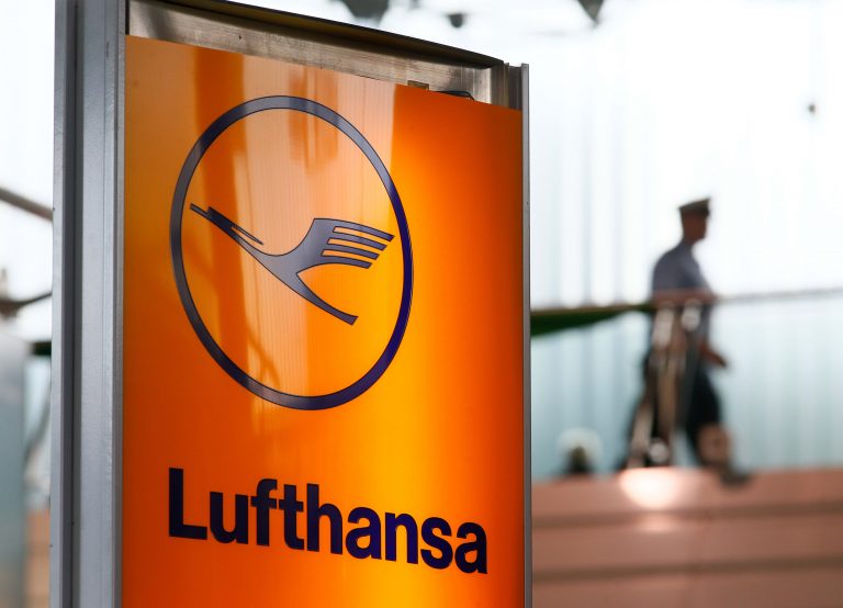 Lufthansa and German government agree on $9.8 billion rescue package