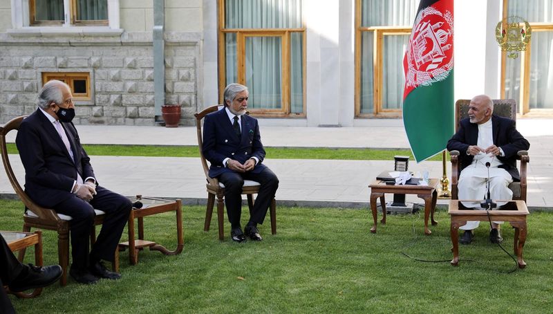 Afghan President Ghani and HCNR chairman Abdullah meet with U.S. Representative Khalilzad in Kabul