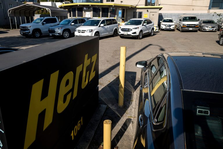 Bankrupt Hertz granted approval to sell up to $1 billion in shares