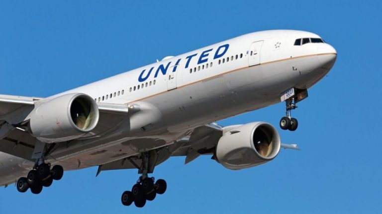 United Airlines to resume flights between US, China in July
