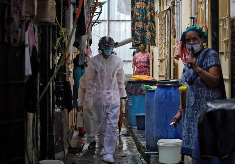 FILE PHOTO: Outbreak of coronavirus disease (COVID-19) in Mumbai