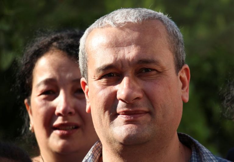 Uzbek reporter released pending investigation