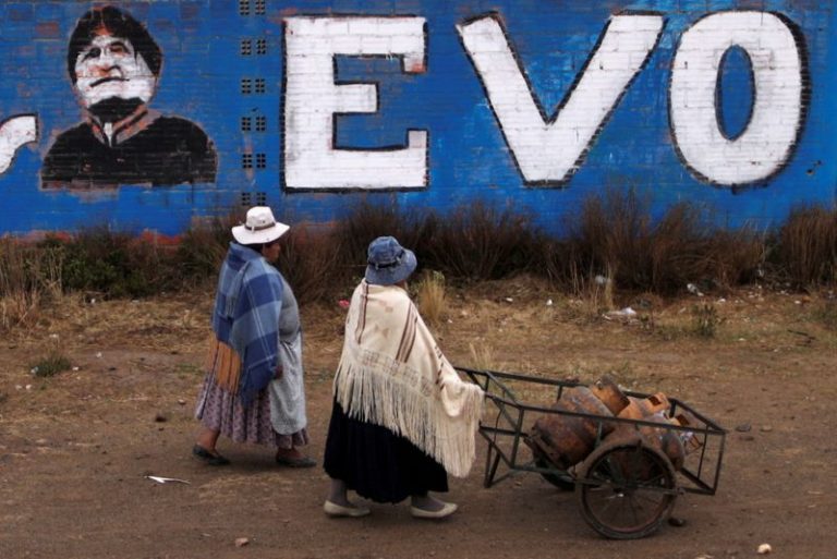 Bolivians hope to restore political stability in Sunday presidential election