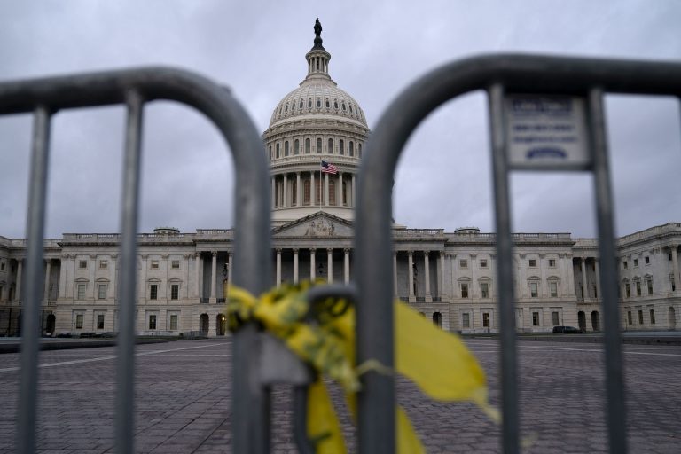 Congress returns facing government shutdown deadline, calls for stimulus amid coronavirus surge