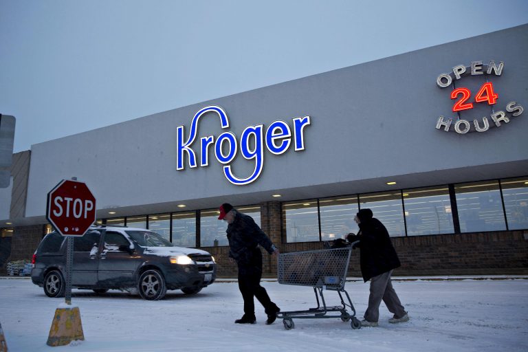 Kroger is prepared to begin Covid vaccinations at its pharmacies, CEO says