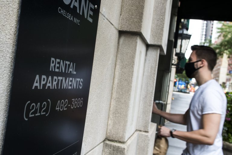 Renters return to Manhattan, driving 30% gain in new leases in November
