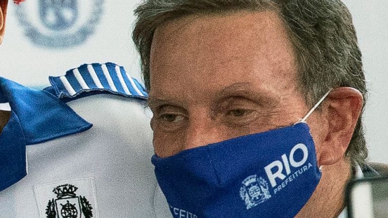 Rio de Janeiro police arrest evangelical Mayor Crivella